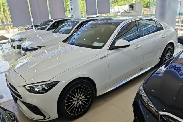 Ojetý Mercedes-Benz C-Class 2023 Second Facelift C 260 L Sport Edition