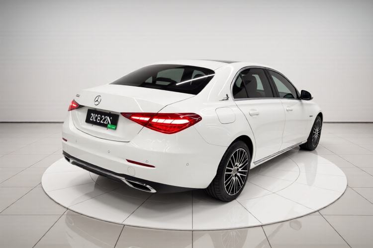 Used Mercedes-Benz C-Class 2023 Facelift C 260 L Rear Right 45 Deg