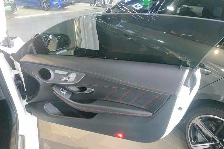 Used Mercedes-Benz C-Class 2023 C 260 Coupe Right Front Door Interior