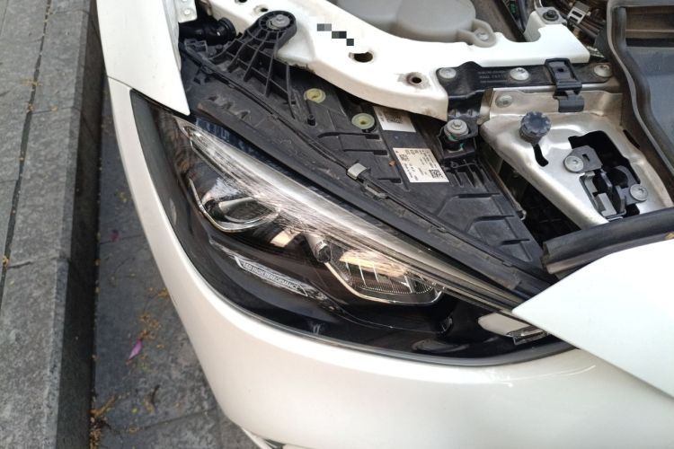 Used Mercedes-Benz C-Class 2023 C 260 L Bright Night Sports Edition Right Front Headlight