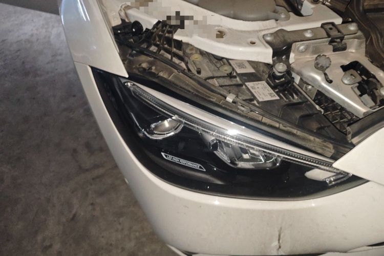 Used Mercedes-Benz C-Class 2023 Restyled C 260 L Sport Edition Right Front Headlight
