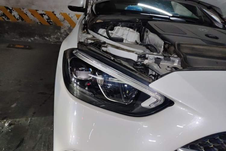 Used Mercedes-Benz C-Class 2023 C 200 L Sport Edition Right Front Headlight