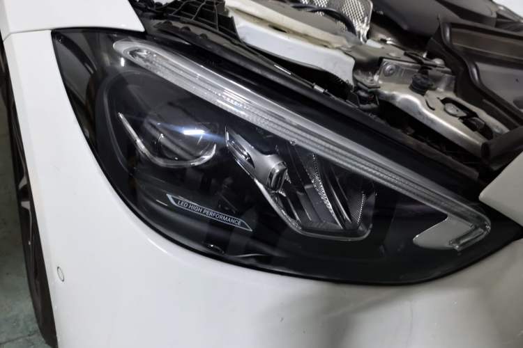 Used Mercedes-Benz C-Class 2023 Second Facelift C 260 L Starry Night Sports Edition Right Front Headlight