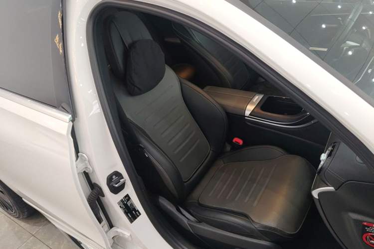 Used Mercedes-Benz C-Class 2023 Restyled C 260 L Sport Edition Right Front Seat