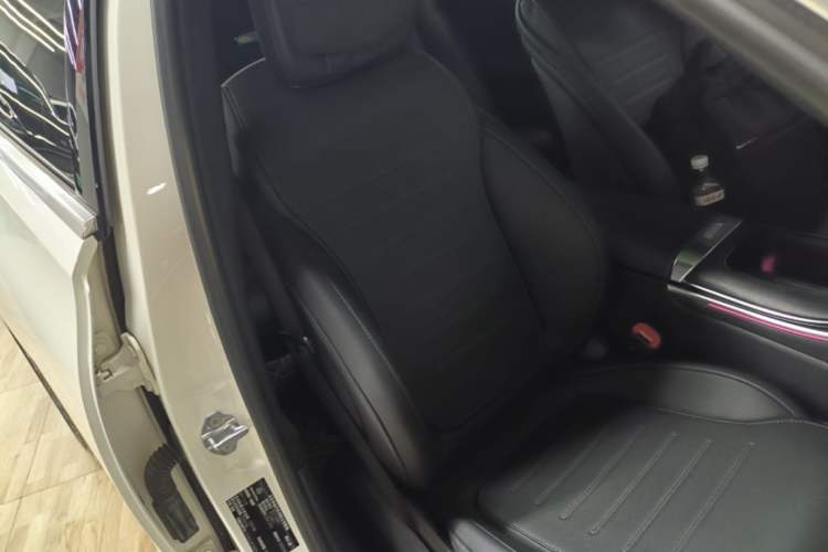 Used Mercedes-Benz C-Class 2023 Second Facelift C 260 L Sport Edition Right Front Seat
