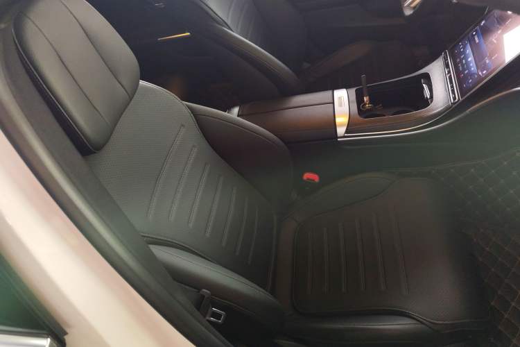 Used Mercedes-Benz C-Class 2023 C 260 L Sport Edition Right Front Seat
