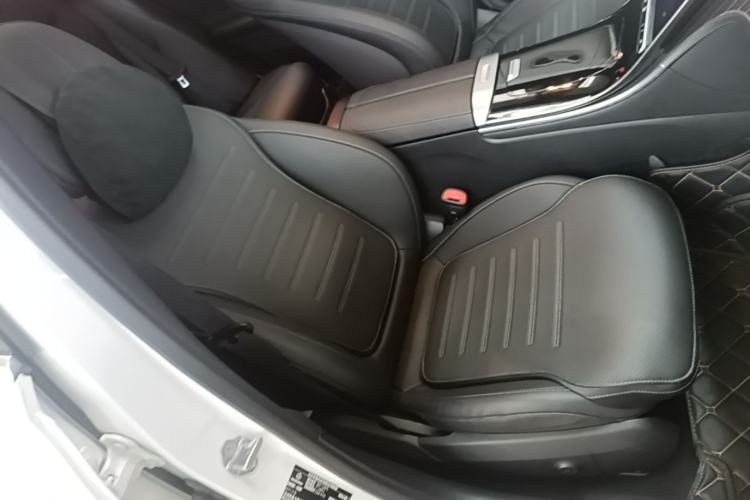 Used Mercedes-Benz C-Class 2023 Restyled C 260 L Sport Edition Right Front Seat