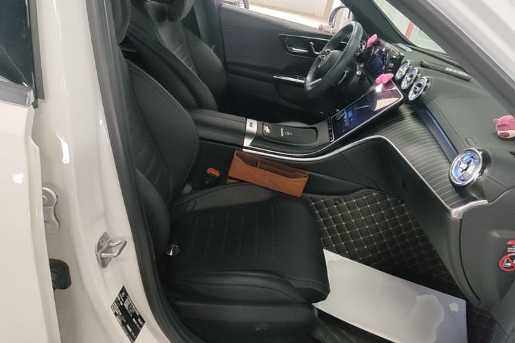 Used Mercedes-Benz C-Class 2023 Second Facelift C 260 L Sport Edition Right Front Seat