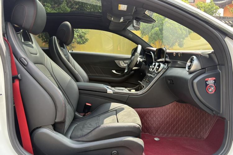 Used Mercedes-Benz C-Class 2023 C 260 Coupe Right Front Seat