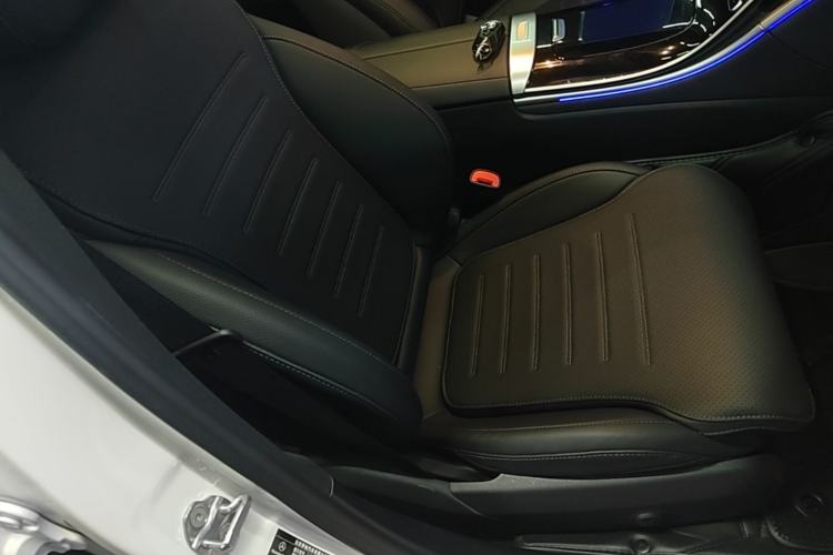 Used Mercedes-Benz C-Class 2023 Restyled C 260 L Sport Edition Right Front Seat