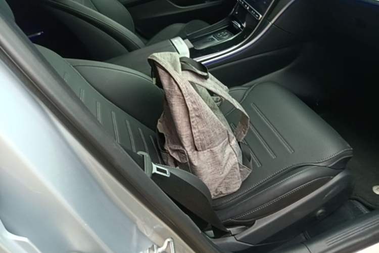 Used Mercedes-Benz C-Class 2023 Second Facelift C 260 L Sport Edition Right Front Seat