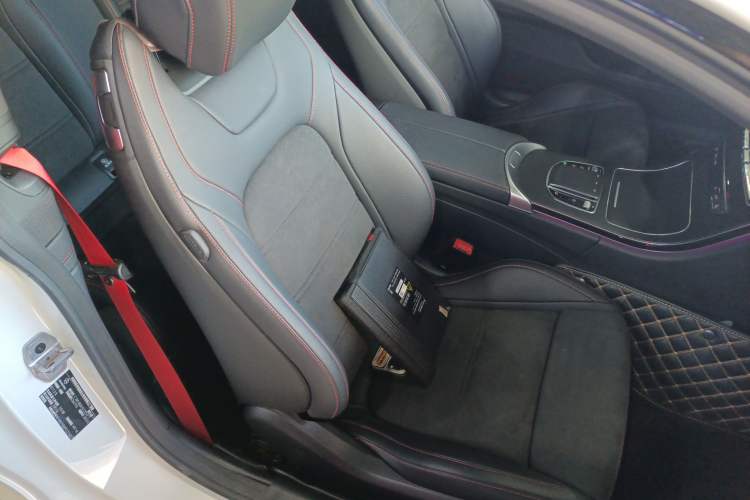 Used Mercedes-Benz C-Class 2023 C 260 Coupe Right Front Seat