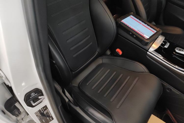 Used Mercedes-Benz C-Class 2023 C 200 L Sport Edition Right Front Seat