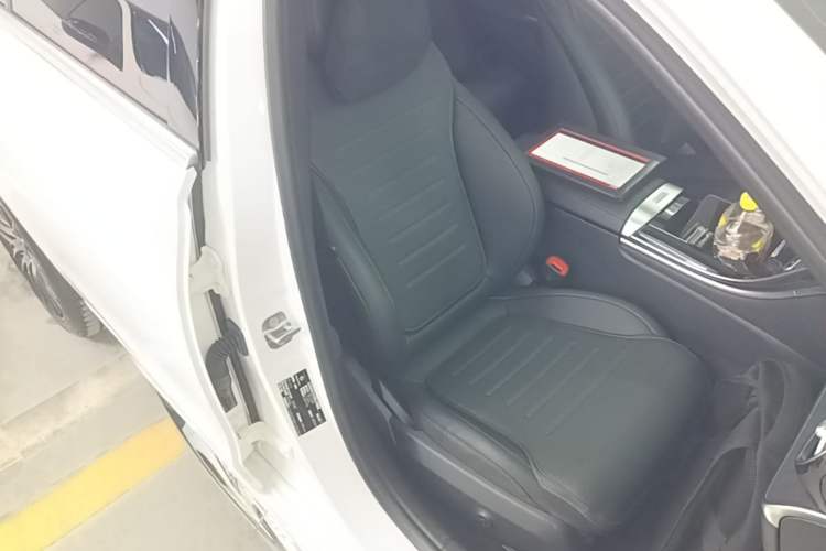 Used Mercedes-Benz C-Class 2023 Second Facelift C 260 L Sport Edition Right Front Seat