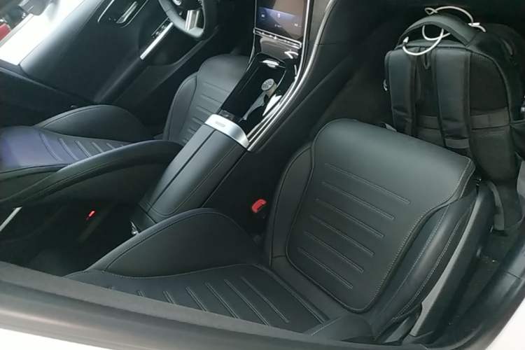 Used Mercedes-Benz C-Class 2023 Second Facelift C 260 L Sport Edition Right Front Seat