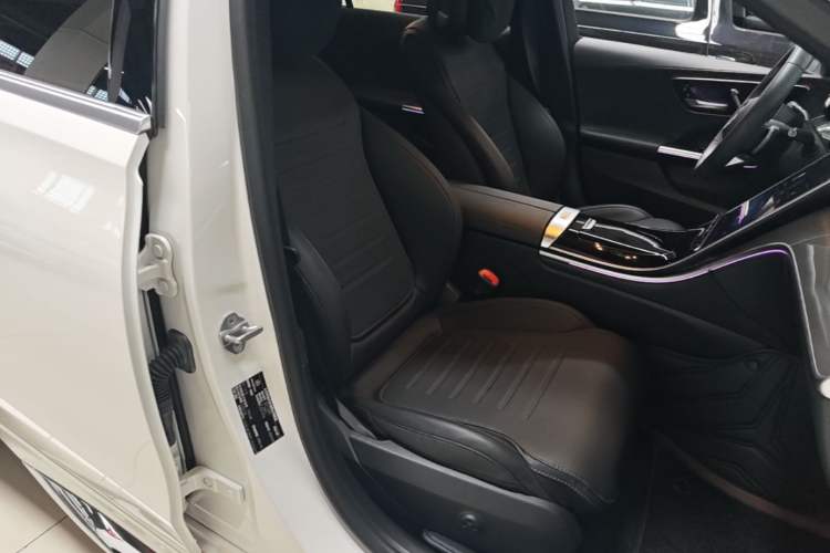 Used Mercedes-Benz C-Class 2023 Restyled C 260 L Sport Edition Right Front Seat