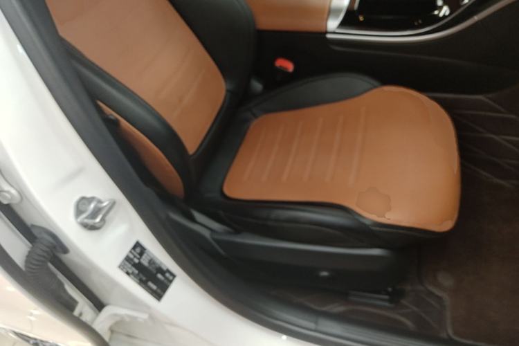 Used Mercedes-Benz C-Class 2023 Second Facelift C 260 L Sport Edition Right Front Seat