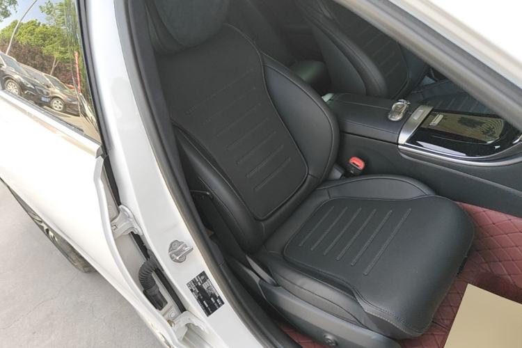 Used Mercedes-Benz C-Class 2023 Restyled C 260 L Sport Edition Right Front Seat