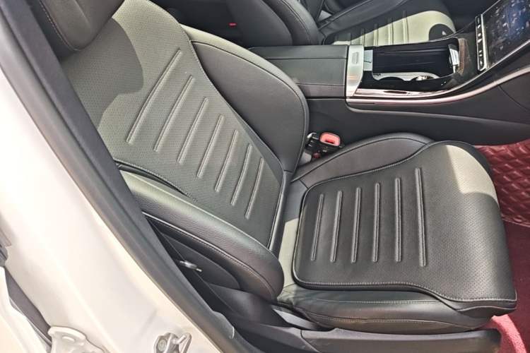 Used Mercedes-Benz C-Class 2023 C 260 L Bright Night Sports Edition Right Front Seat