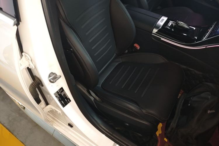 Used Mercedes-Benz C-Class 2023 C 260 L Sport Edition Right Front Seat