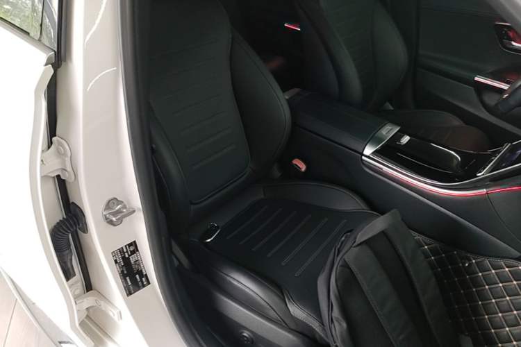 Used Mercedes-Benz C-Class 2023 C 260 L Sport Edition Right Front Seat