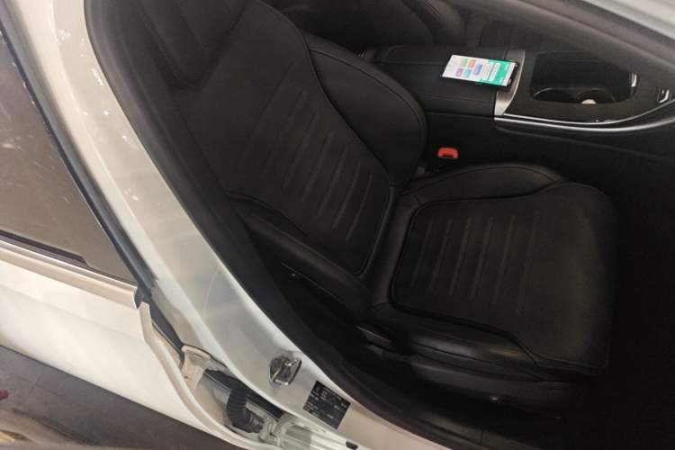 Used Mercedes-Benz C-Class 2023 Restyled C 260 L Sport Edition Right Front Seat