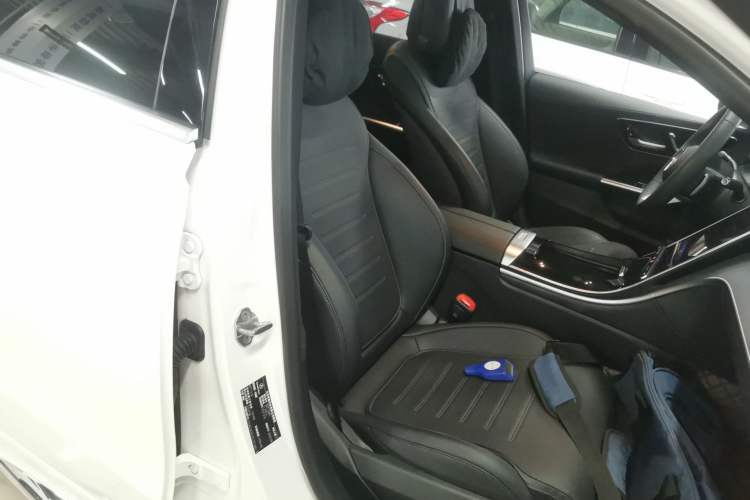Used Mercedes-Benz C-Class 2023 Restyled C 260 L Sport Edition Right Front Seat