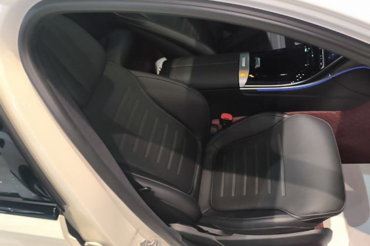 Used Mercedes-Benz C-Class 2023 C 260 L Bright Night Sports Edition Right Front Seat