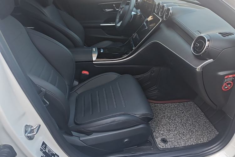 Used Mercedes-Benz C-Class 2023 Revised C 200 L Sport Edition Right Front Seat