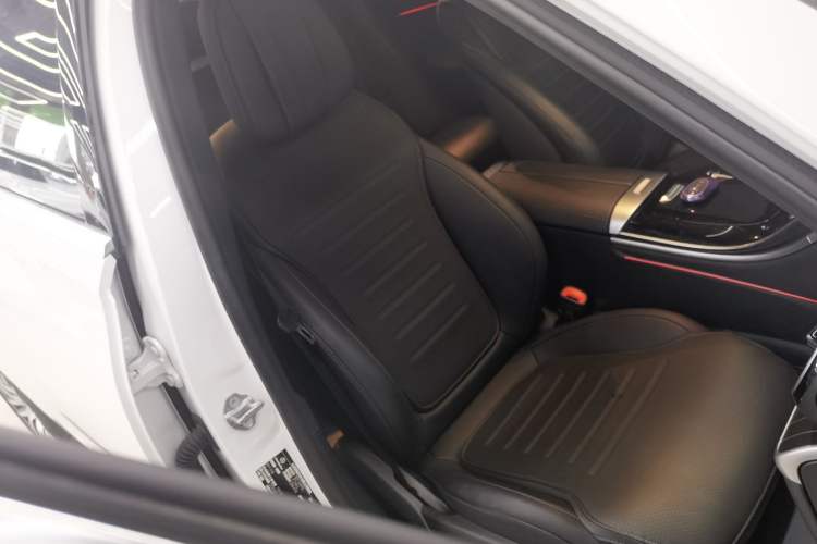 Used Mercedes-Benz C-Class 2023 Revised C 200 L Sport Edition Right Front Seat
