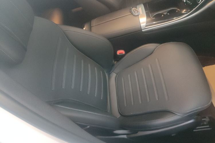 Used Mercedes-Benz C-Class 2023 Revised C 200 L Sport Edition Right Front Seat