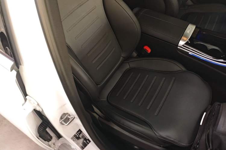 Used Mercedes-Benz C-Class 2023 Restyled C 260 L Sport Edition Right Front Seat
