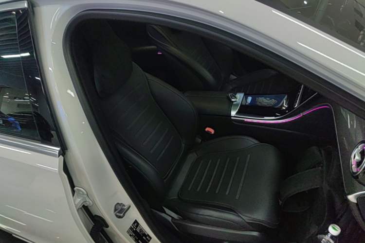 Used Mercedes-Benz C-Class 2023 Restyled C 260 L Sport Edition Right Front Seat