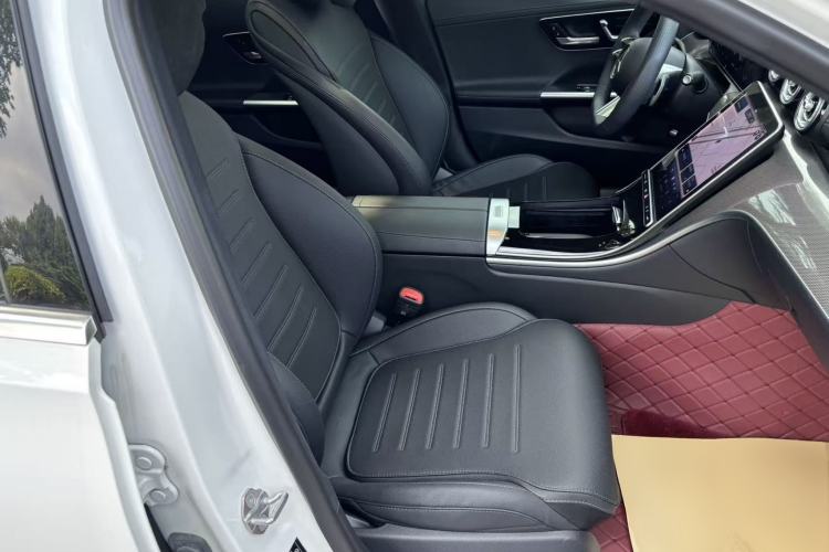 Used Mercedes-Benz C-Class 2023 Restyled C 260 L Sport Edition Right Front Seat