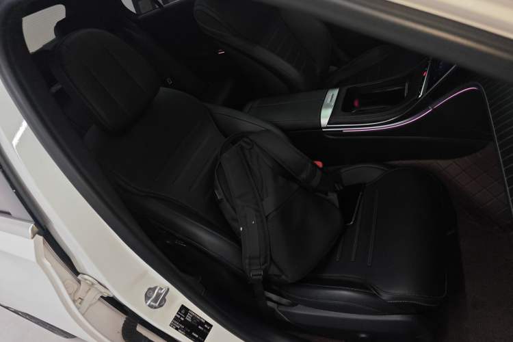 Used Mercedes-Benz C-Class 2023 C 260 L Sport Edition Right Front Seat