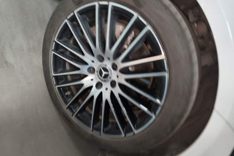Used Mercedes-Benz C-Class 2023 Facelift C 260 L Right Front Wheel Hub