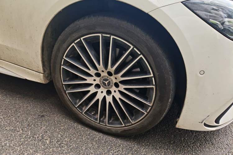 Used Mercedes-Benz C-Class 2023 C 260 L Sport Edition Right Front Wheel Hub