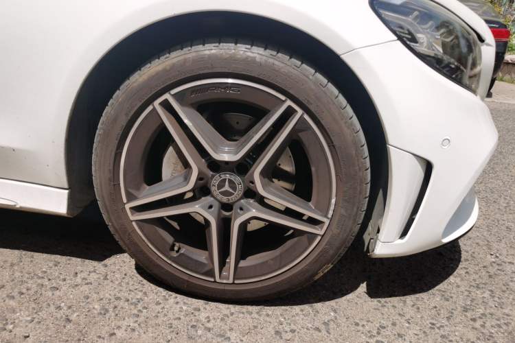 Used Mercedes-Benz C-Class 2023 C 260 Coupe Right Front Wheel Hub