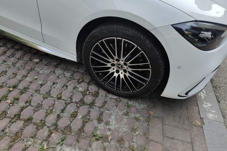 Used Mercedes-Benz C-Class 2023 Second Facelift C 260 L Sport Edition Right Front Wheel Hub