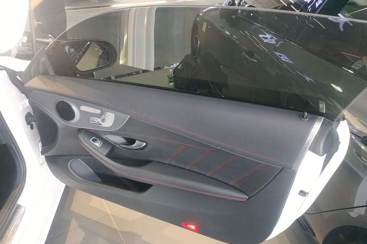 Used Mercedes-Benz C-Class 2023 C 260 Coupe Right Rear Door Interior