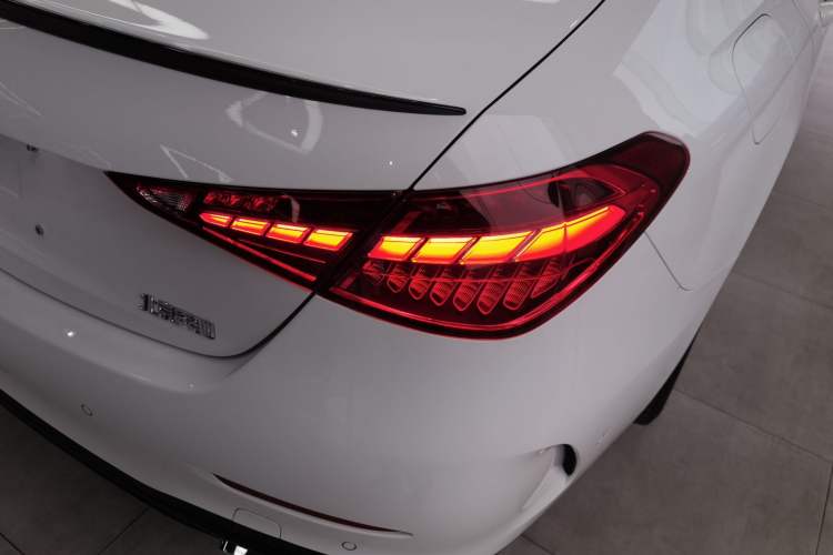 Used Mercedes-Benz C-Class 2023 Restyled C 260 L Night Edition Sports Version Right Rear Taillight