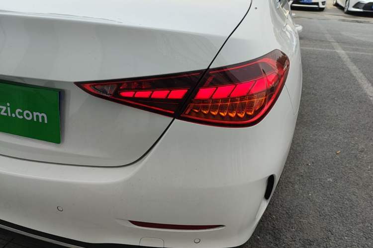 Used Mercedes-Benz C-Class 2023 Revised C 200 L Sport Edition Right Rear Taillight