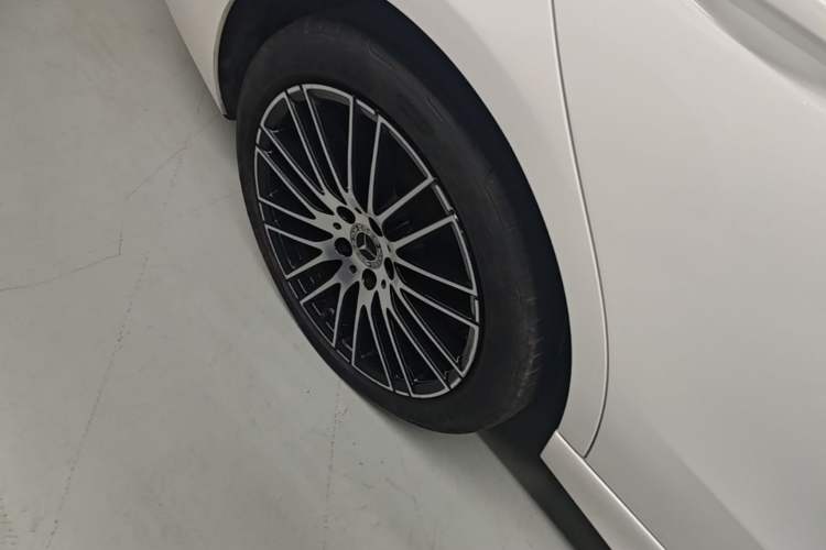 Used Mercedes-Benz C-Class 2023 C 260 L Sport Edition Right Rear Wheel Hub