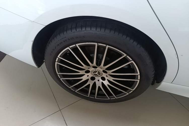 Used Mercedes-Benz C-Class 2023 Restyled C 260 L Sport Edition Right Rear Wheel Hub