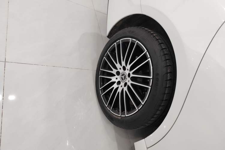 Used Mercedes-Benz C-Class 2023 C 200 L Sport Edition Right Rear Wheel Hub