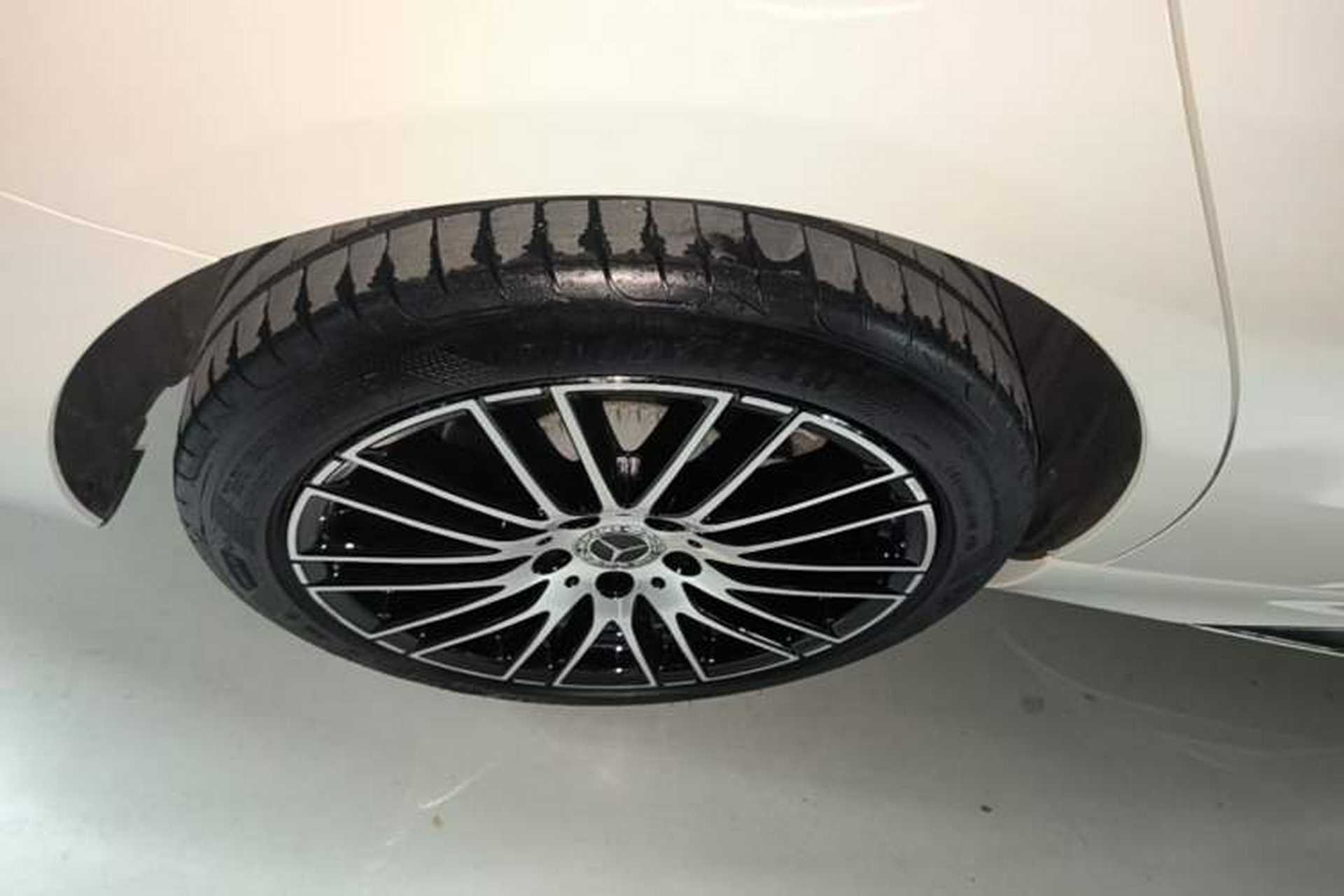 Used Mercedes-Benz C-Class 2023 C 200 L Sport Edition Right Rear Wheel Hub