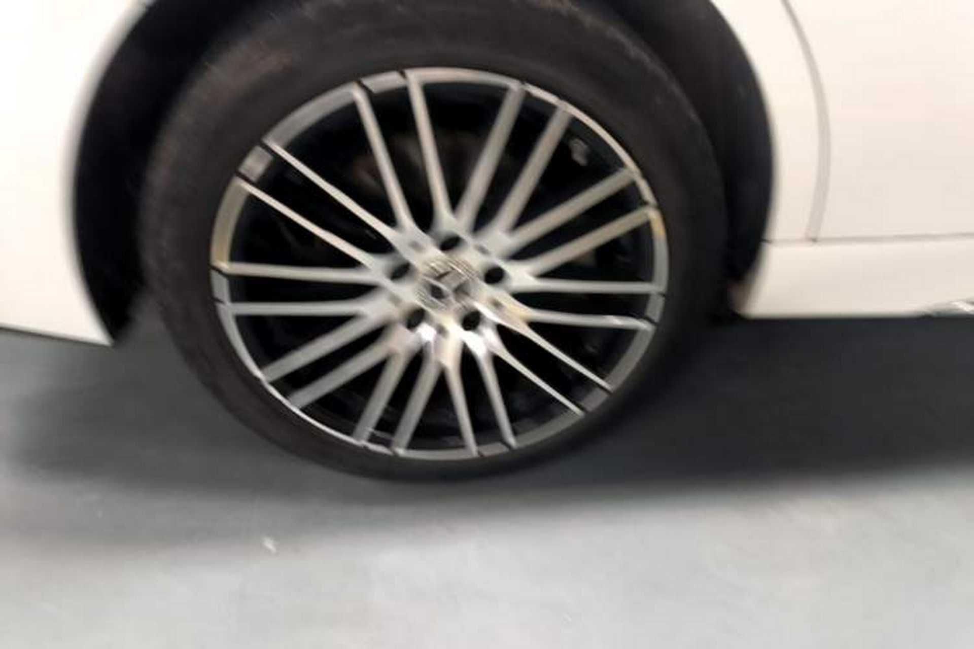 Used Mercedes-Benz C-Class 2023 Second Facelift C 260 L Sport Edition Right Rear Wheel Hub