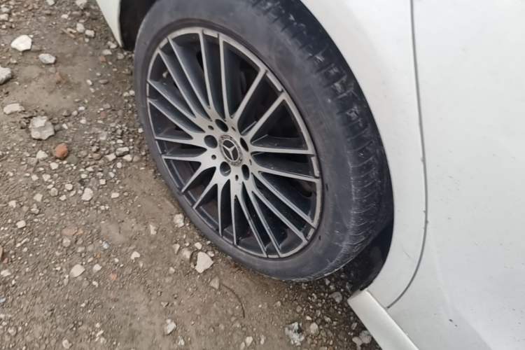 Used Mercedes-Benz C-Class 2023 C 260 L Sport Edition Right Rear Wheel Hub