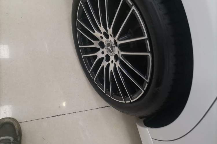 Used Mercedes-Benz C-Class 2023 C 260 L Sport Edition Right Rear Wheel Hub