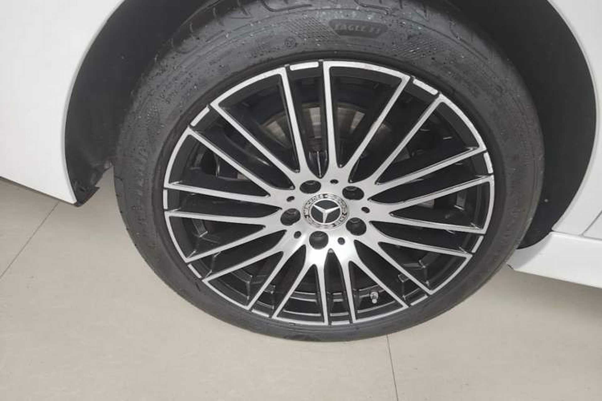 Used Mercedes-Benz C-Class 2023 Restyled C 260 L Sport Edition Right Rear Wheel Hub